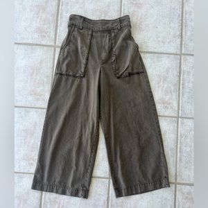 Army green Cargo pants